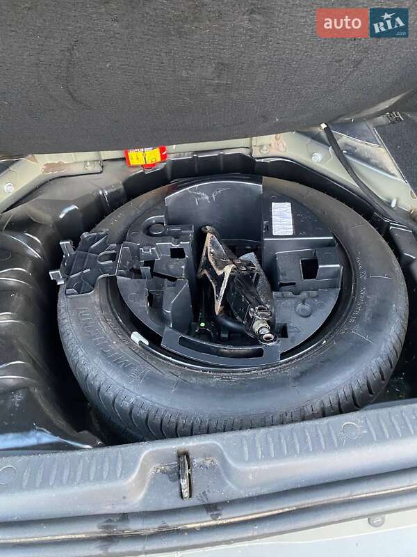 Минивэн Renault Megane Scenic 2006 в Виннице