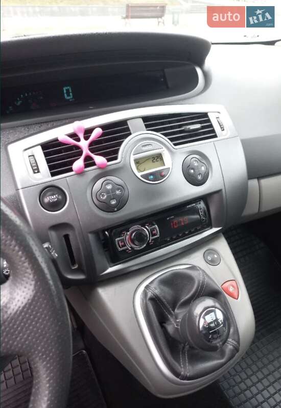 Мінівен Renault Megane Scenic 2005 в Запоріжжі
