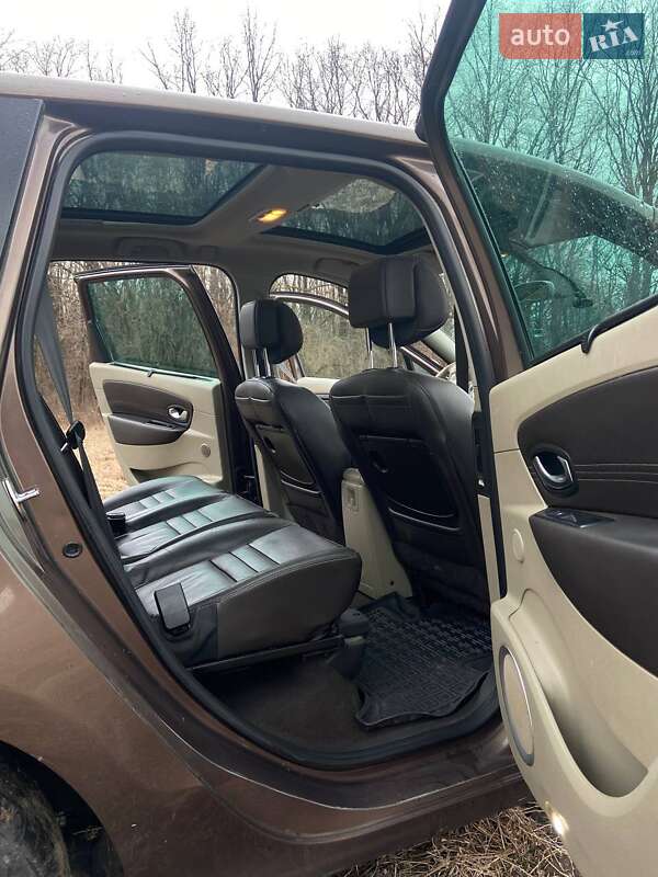 Мінівен Renault Megane Scenic 2010 в Буську