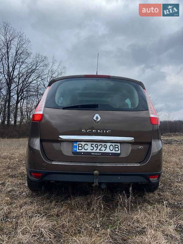 Мінівен Renault Megane Scenic 2010 в Буську
