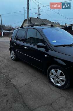 Минивэн Renault Megane Scenic 2004 в Коростене