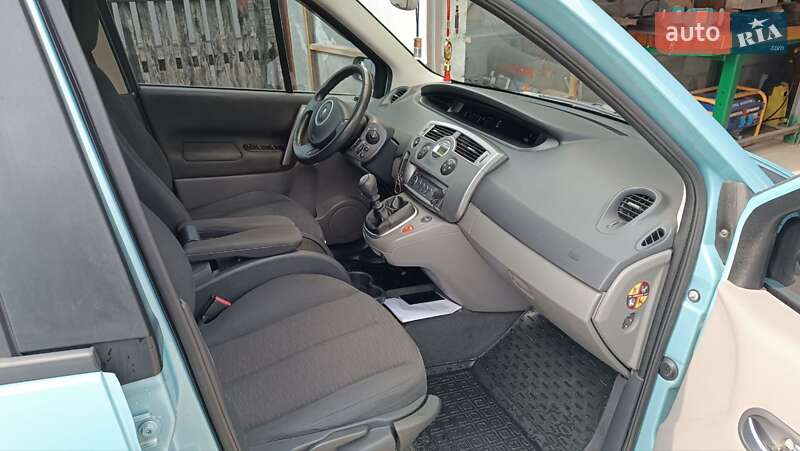 Минивэн Renault Megane Scenic 2006 в Фастове