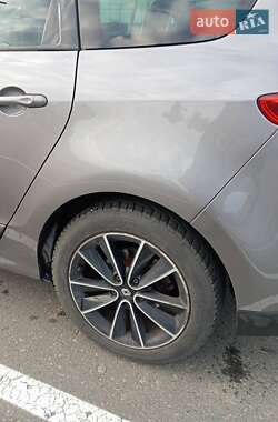 Минивэн Renault Megane Scenic 2013 в 