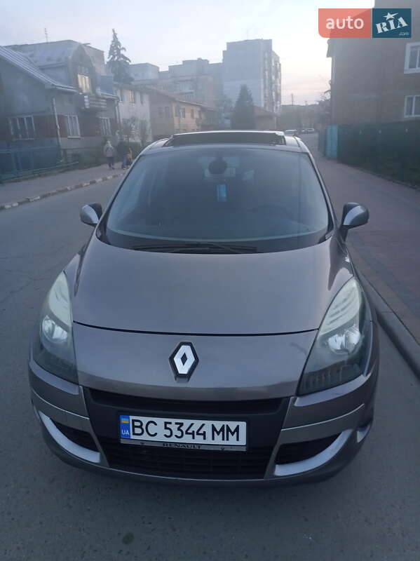 Минивэн Renault Megane Scenic 2011 в Львове