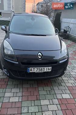 Мінівен Renault Megane Scenic 2010 в Івано-Франківську