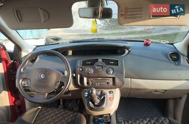 Минивэн Renault Megane Scenic 2006 в 