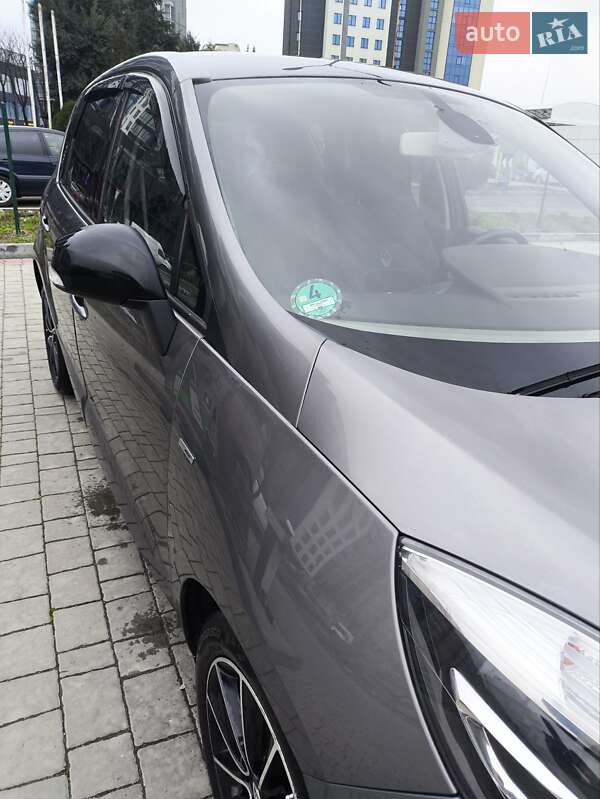 Минивэн Renault Megane Scenic 2012 в Ивано-Франковске