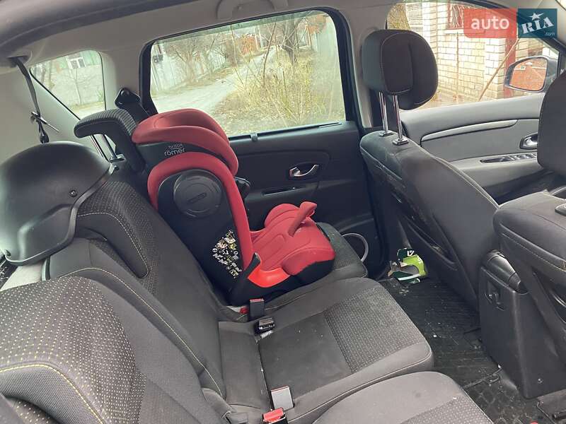 Минивэн Renault Megane Scenic 2010 в Харькове
