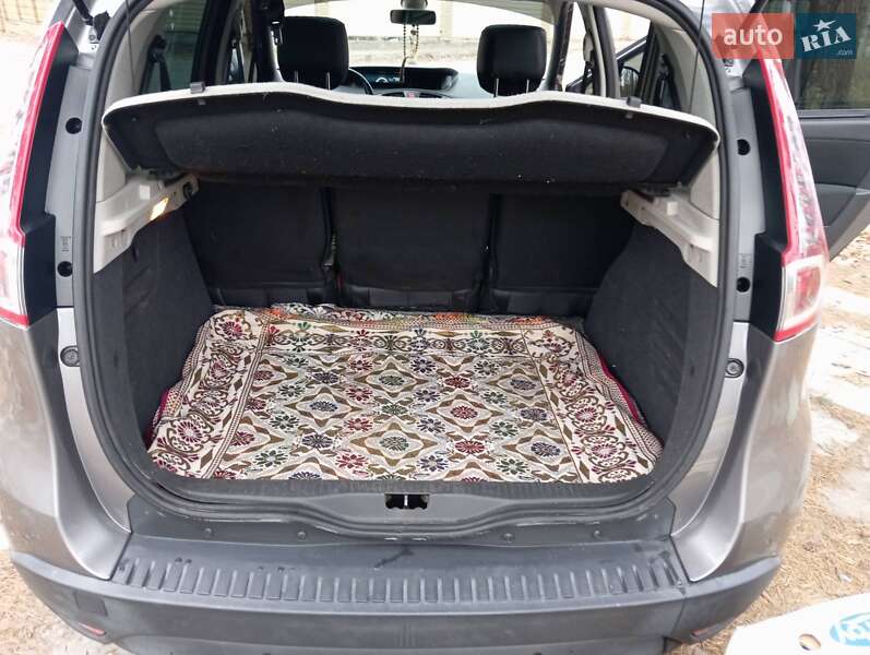 Минивэн Renault Megane Scenic 2010 в Полтаве