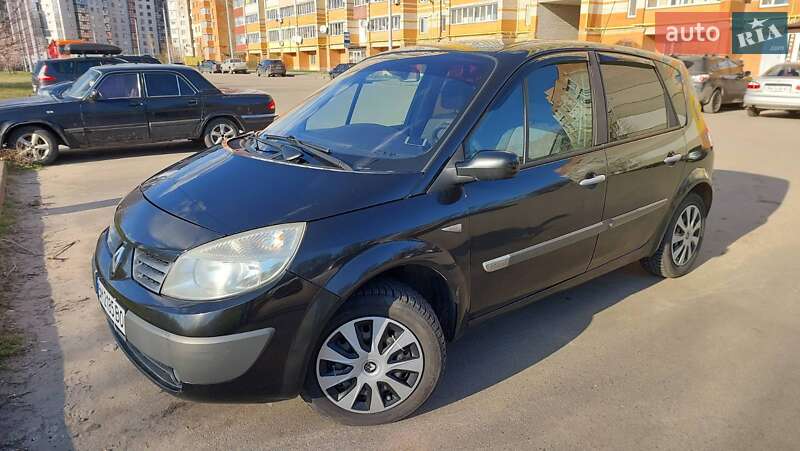 Минивэн Renault Megane Scenic 2004 в 