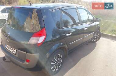 Минивэн Renault Megane Scenic 2004 в 