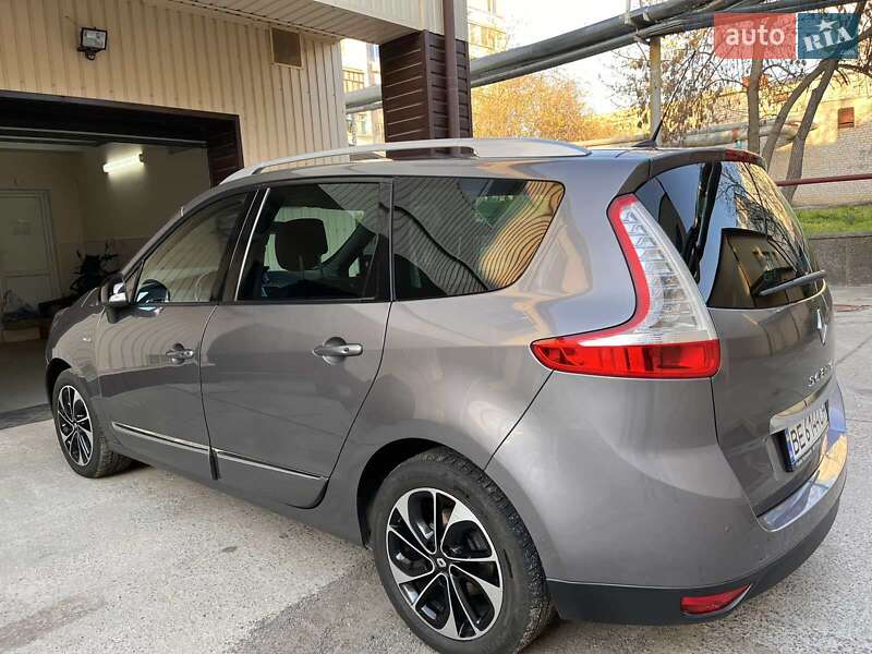 Минивэн Renault Megane Scenic 2014 в Южноукраинске