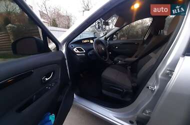 Минивэн Renault Megane Scenic 2013 в 