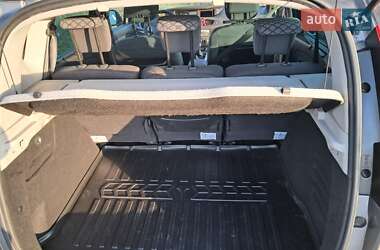 Мінівен Renault Megane Scenic 2011 в 