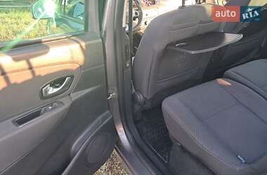 Мінівен Renault Megane Scenic 2011 в 