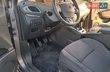 Мінівен Renault Megane Scenic 2011 в 