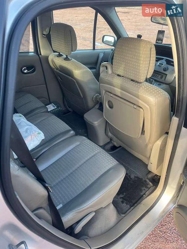 Мінівен Renault Megane Scenic 2006 в Коростені