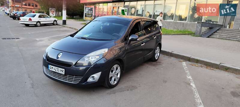 Мінівен Renault Megane Scenic 2011 в Житомирі
