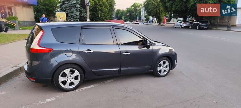 Мінівен Renault Megane Scenic 2011 в Житомирі