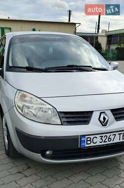Минивэн Renault Megane Scenic 2005 в 