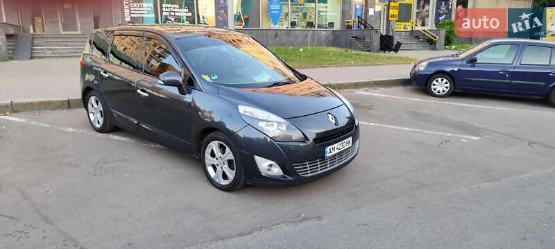 Мінівен Renault Megane Scenic 2011 в Житомирі