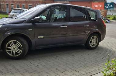Минивэн Renault Megane Scenic 2004 в 