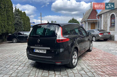 Минивэн Renault Megane Scenic 2009 в 
