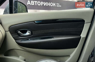 Минивэн Renault Megane Scenic 2009 в 