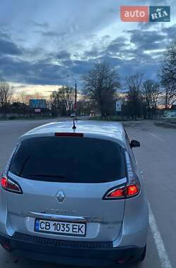 Мінівен Renault Megane Scenic 2014 в 