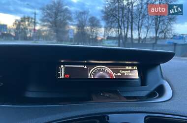 Мінівен Renault Megane Scenic 2014 в 