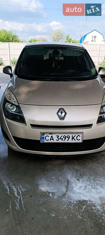 Renault Megane Scenic 2010