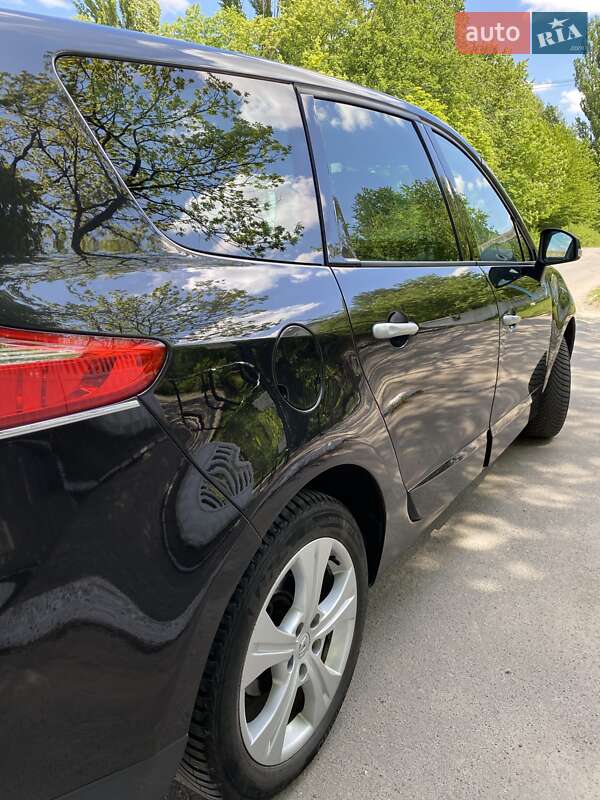Мінівен Renault Megane Scenic 2010 в Вінниці