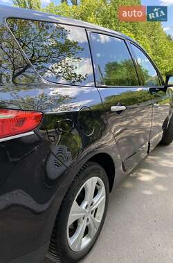 Минивэн Renault Megane Scenic 2010 в 