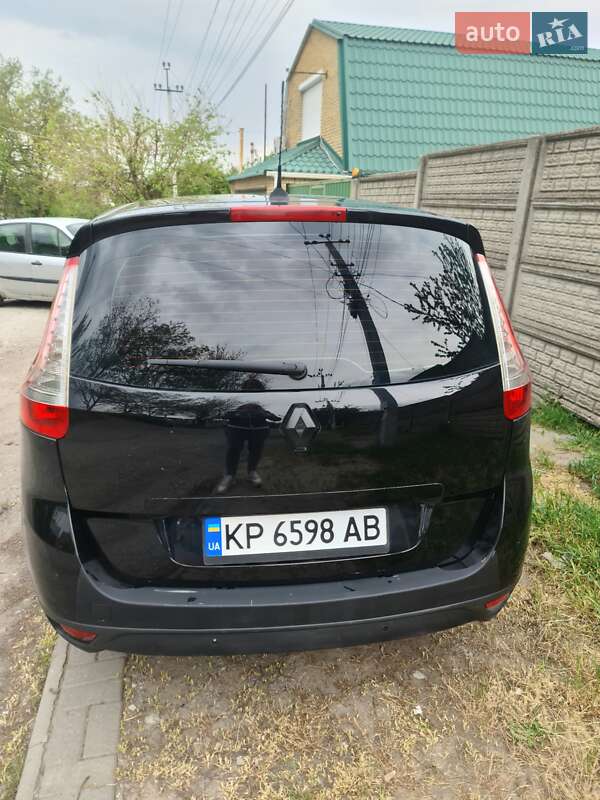 Renault Megane Scenic 2011 Renault Megane Scenic 2011