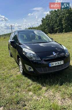 Мінівен Renault Megane Scenic 2010 в 