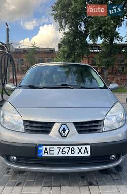 Минивэн Renault Megane Scenic 2005 в 