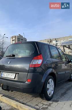 Минивэн Renault Megane Scenic 2005 в 