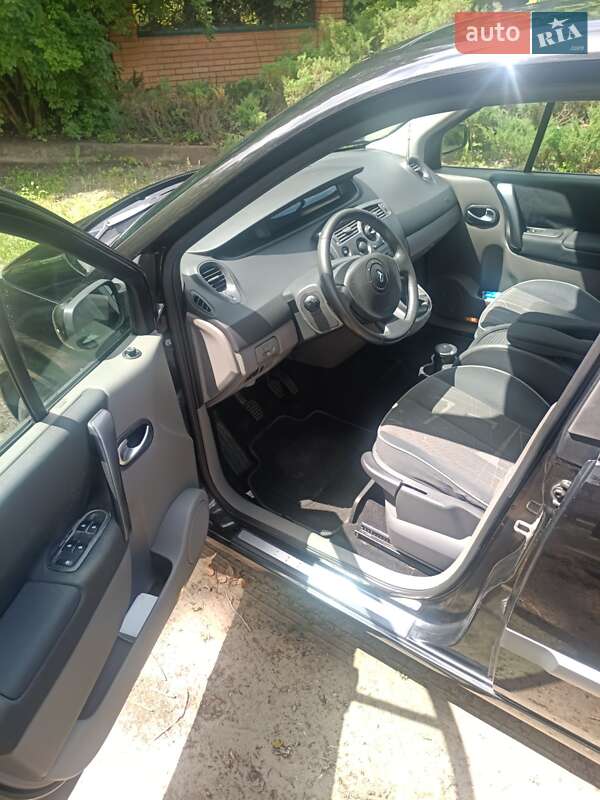 Мінівен Renault Megane Scenic 2003 в Кам'янському