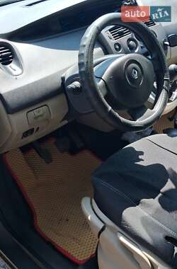 Минивэн Renault Megane Scenic 2007 в 