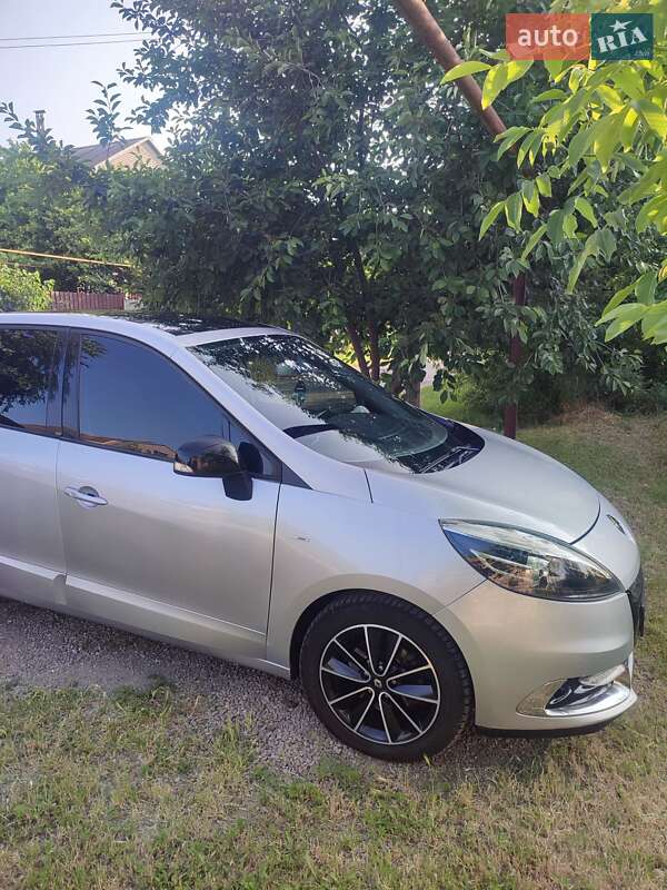 Минивэн Renault Megane Scenic 2012 в Запорожье