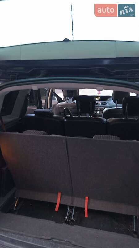 Минивэн Renault Megane Scenic 2011 в Бурштыне