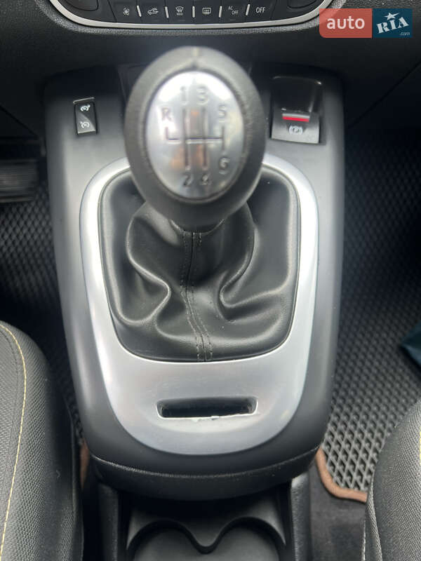 Минивэн Renault Megane Scenic 2010 в Киеве