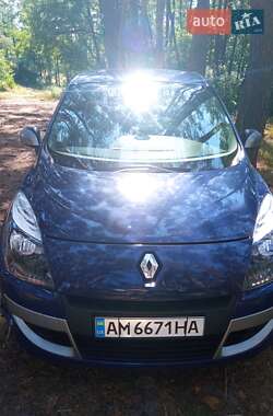 Минивэн Renault Megane Scenic 2011 в Коростене