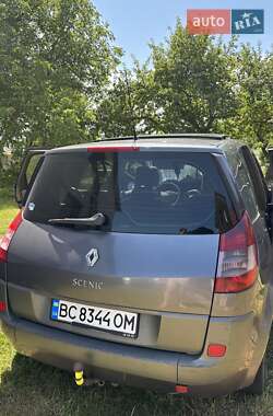 Минивэн Renault Megane Scenic 2003 в  фото 5 Минивэн Renault Megane Scenic 2003 в
