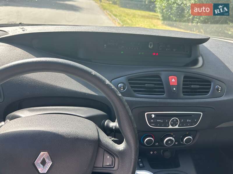 Мінівен Renault Megane Scenic 2010 в Тернополі