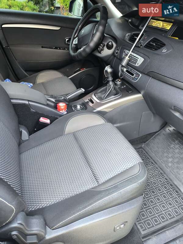 Минивэн Renault Megane Scenic 2013 в Виннице