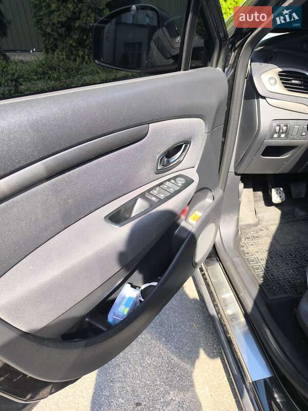 Минивэн Renault Megane Scenic 2013 в Виннице