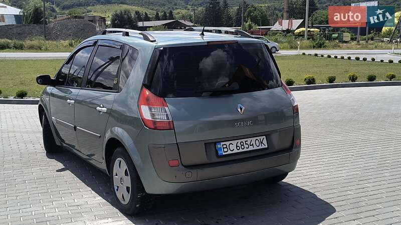 Минивэн Renault Megane Scenic 2005 в Золочеве