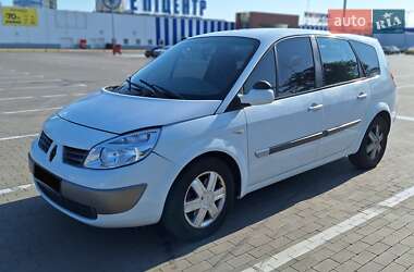 Седан Renault Megane Scenic 2005 в 