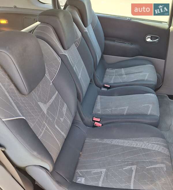 Седан Renault Megane Scenic 2005 в Одессе